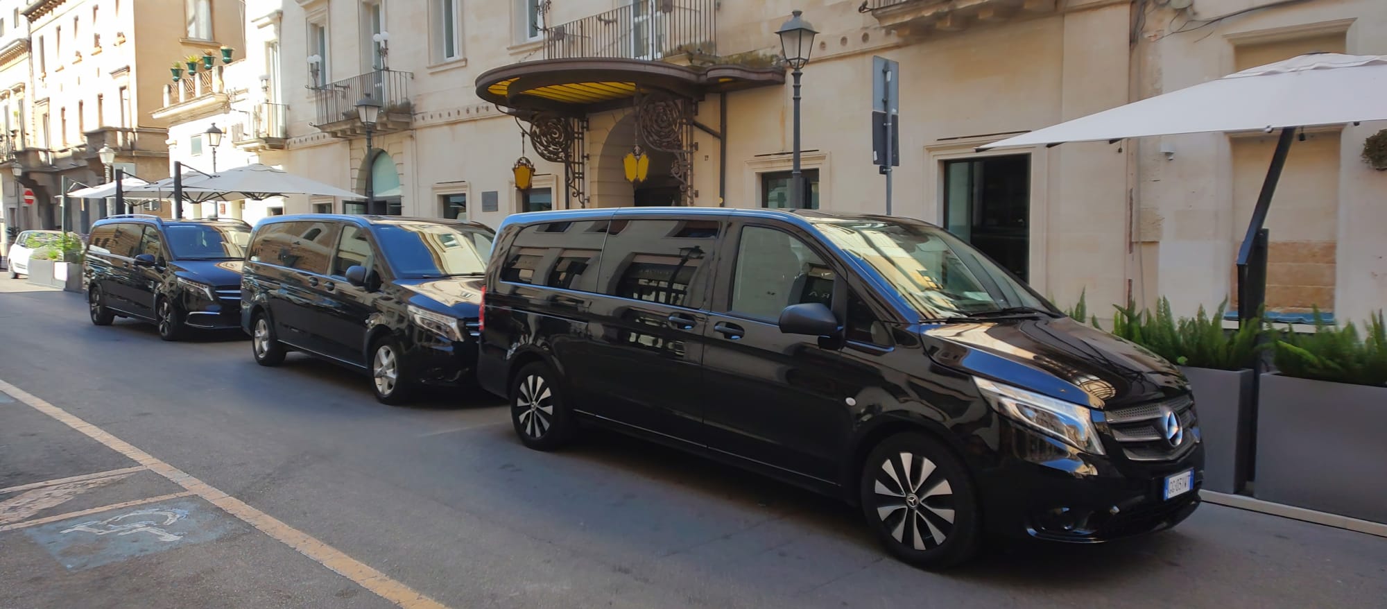 Veicolo Mercedes per servizio NCC